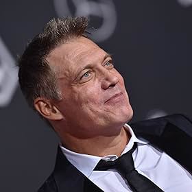Holt McCallany