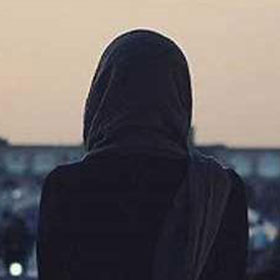 روشنک حق نگهدار